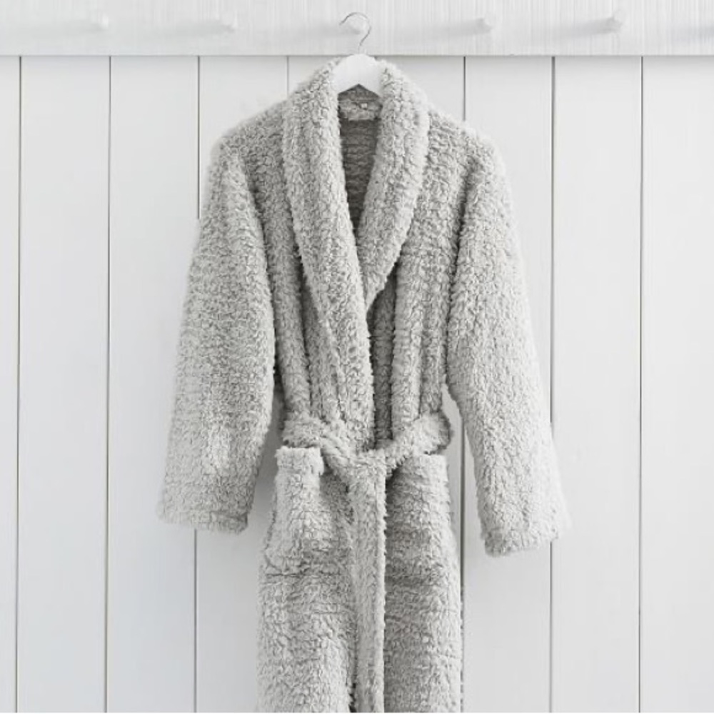 Pottery Barn Teddy Bear Robe in Light Grey, Size Small
